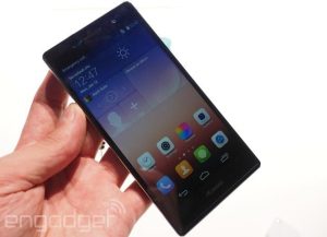 Huawei Ascend P7 Sapphire Edition: Ponsel Premium Berwarna Biru Safir
